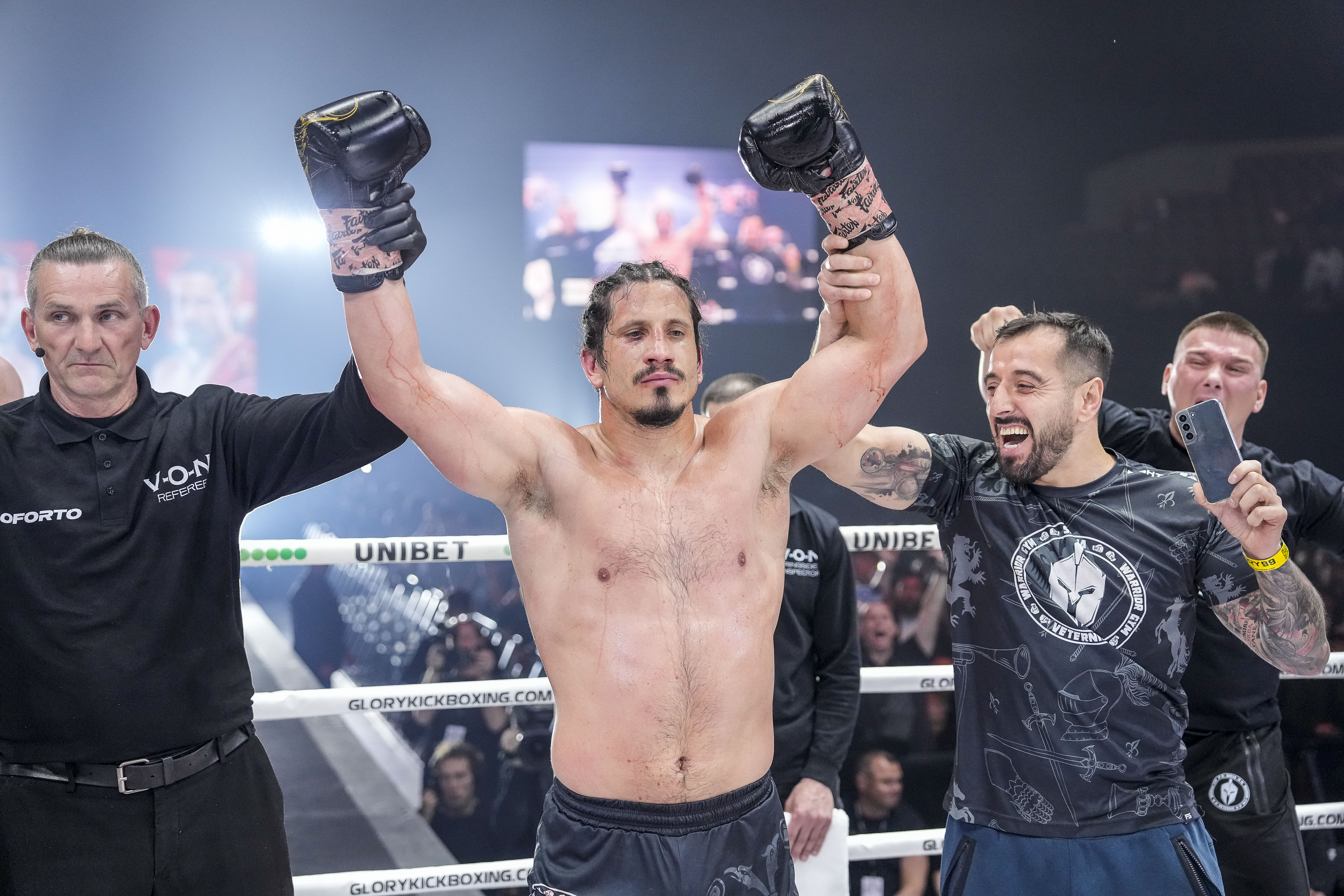 glory99_al10705_alexis-goudeau.jpg